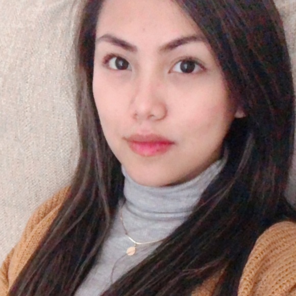 Meet your Posher, Stephanie - Picture 3 of 3